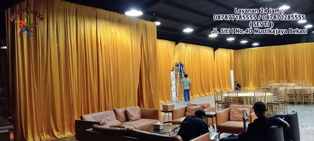 Sewa Tirai Gold Bahan Kain melamin event Jakarta