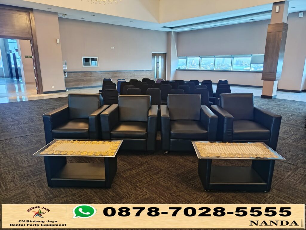 Menyewakan Sofa Hitam Type Kotak Minimalis di Tangerang