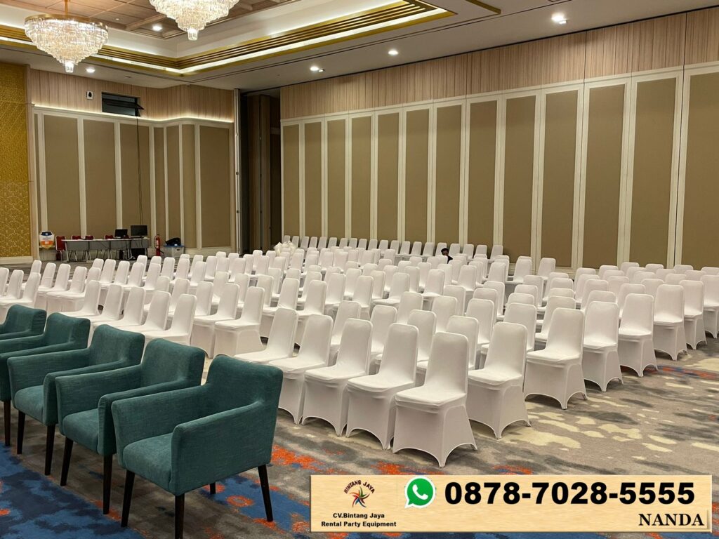 Sewa Kursi Futura Susun FTR-405 Cover Hitam Ketat di Jakarta