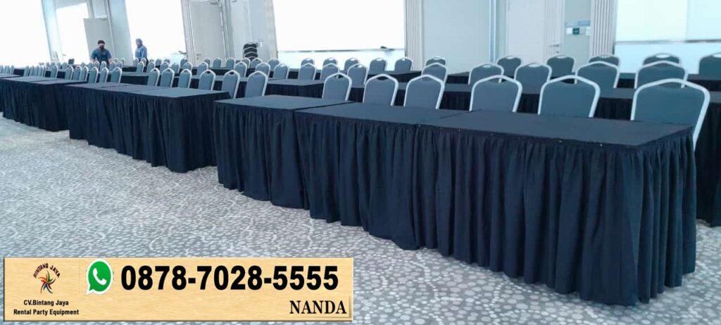 Sewa Meja Ibm Dan Kursi Cover hitam Putih di Jakarta