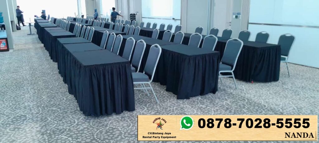 Sewa Meja Ibm Dan Kursi Cover hitam Putih di Jakarta