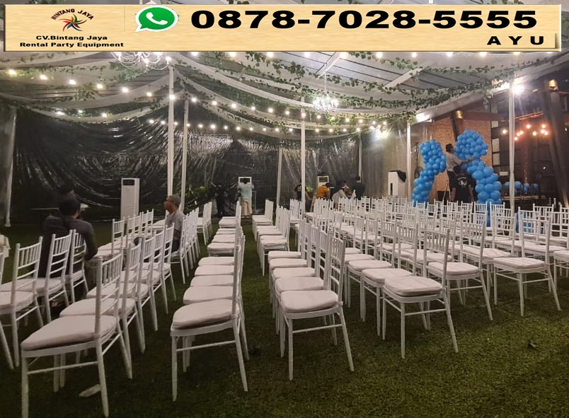 Rental Kursi Tiffany Warna Putih Kerangka Kayu di Bogor