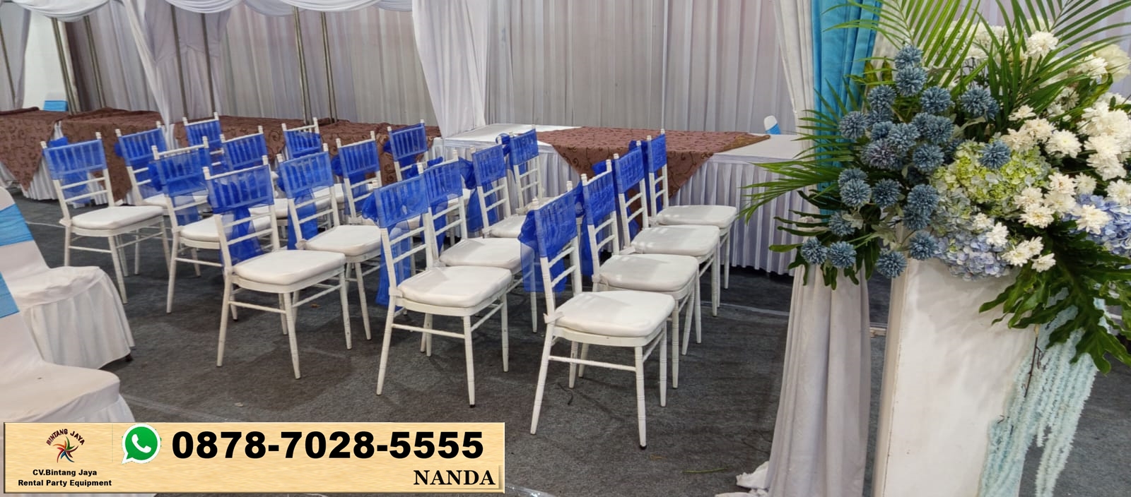 Sewa Kursi Kayu VIP Type Tiffany Putih di Jakarta