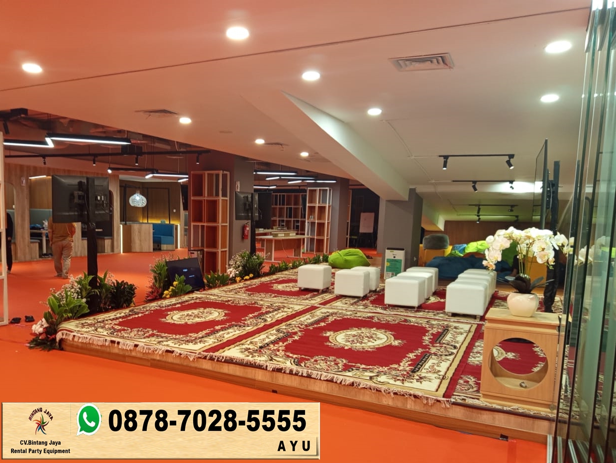 Sewa Karpet Dan Puff Kotak event Bappenas Jakarta