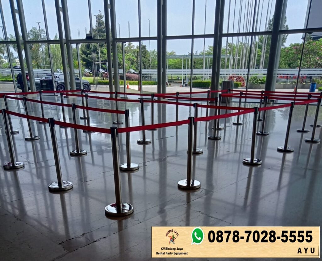 Sewa Tiang Pembatas Event Type Sabuk Tarik Di Jakarta