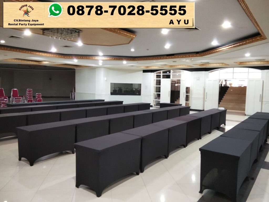 Sewa Meja Kotak Cover Hitam Ketat Event Kemenpora Jakarta