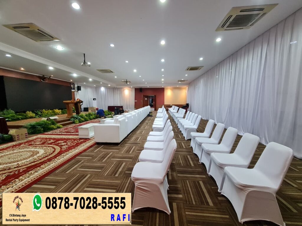 Sewa Karpet Merah Set Kursi Futura Dan Sofa Serta Meja Ibm Jakarta