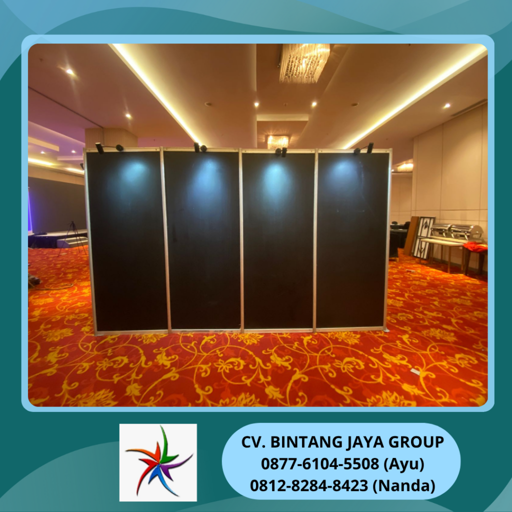 Sewa Partisi Pameran Warna Hitam Dan Lampu Spot Bogor