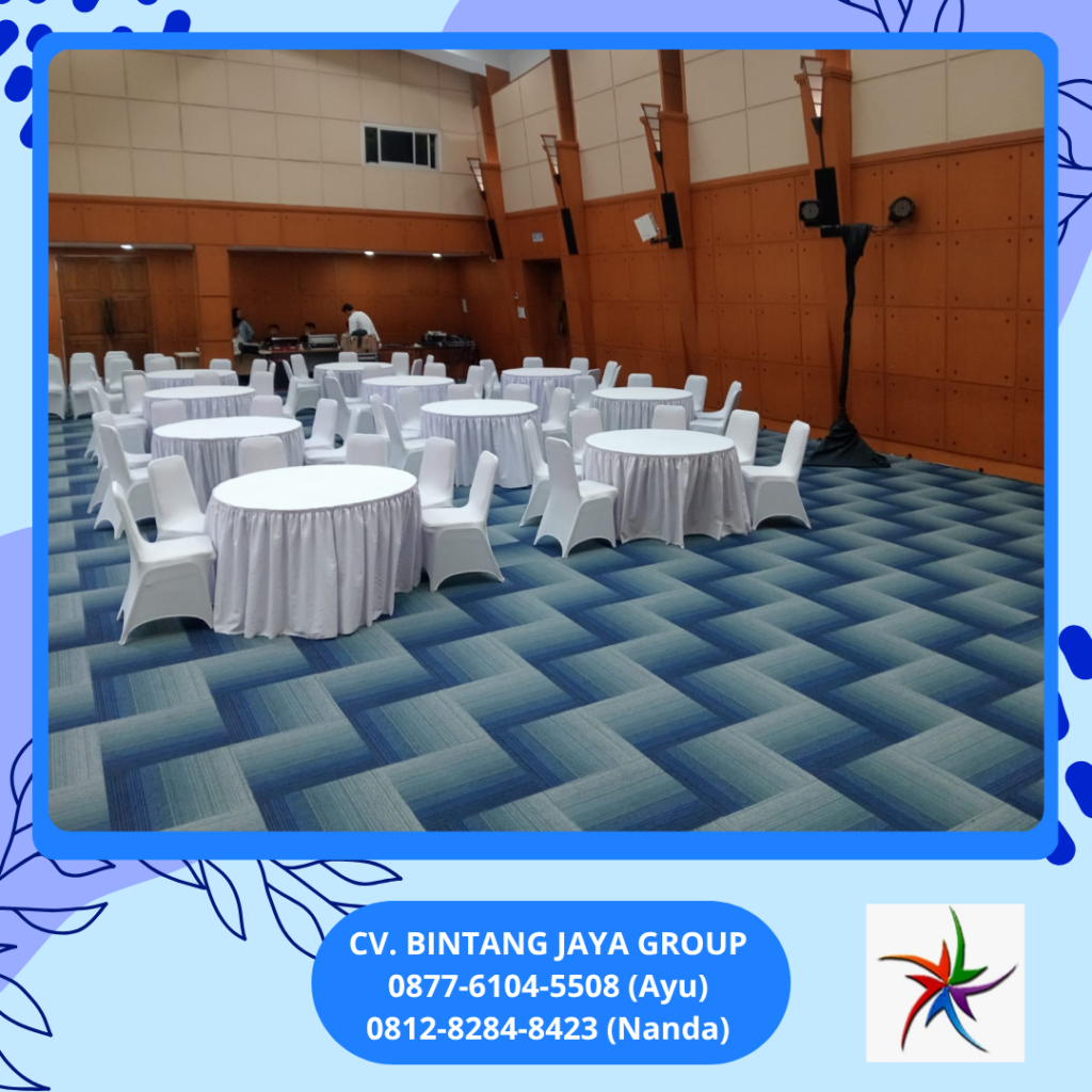 Sewa MEJA BULAT KURSI FUTURA Cover Putih Event Kemendikti Jakarta