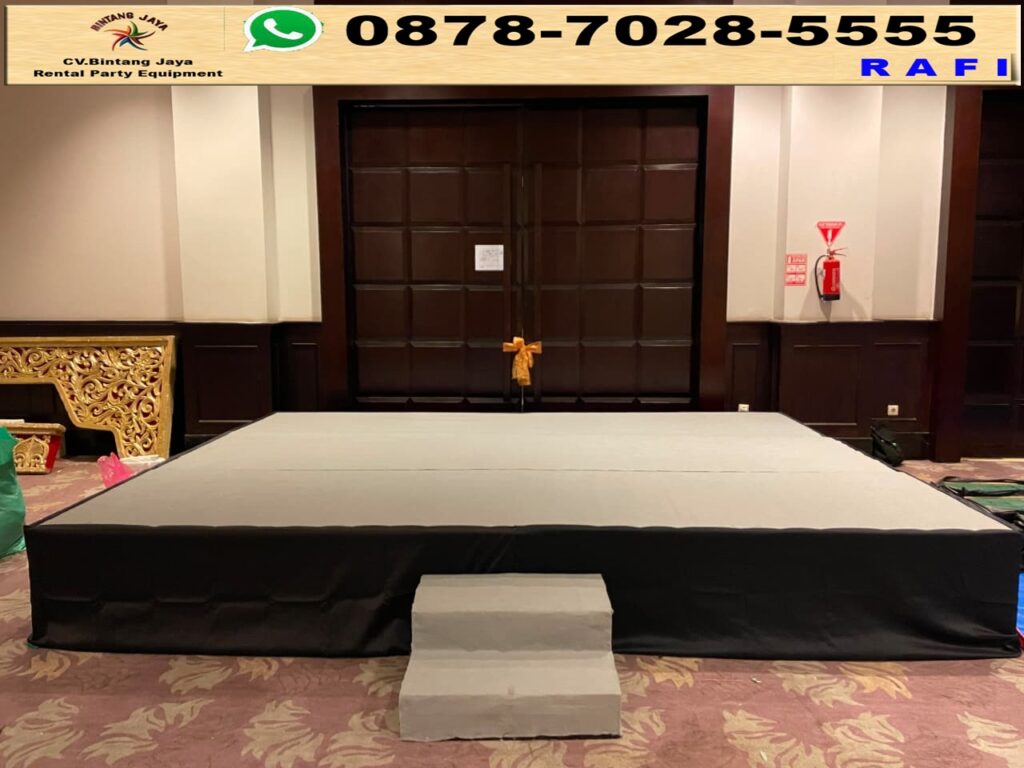 Sewa Panggung Karpet Abu-abu Poni Hitam Dan Toilet Portable Jakarta