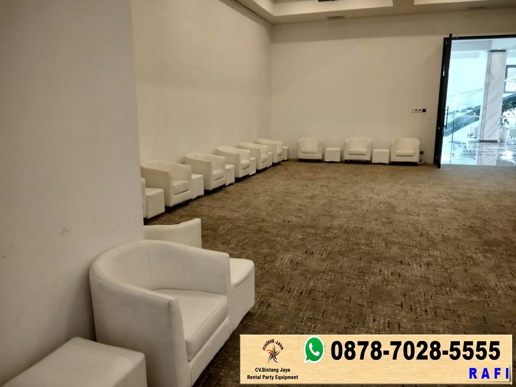 Rental Sofa Oval Single Putih Bandung 0878-7028-5555